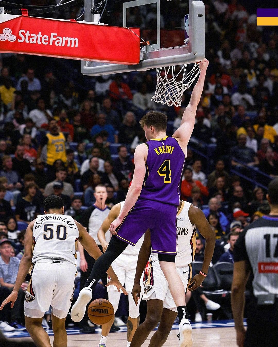 "鹈鹕队士气高涨，冲刺季后赛"的简单介绍