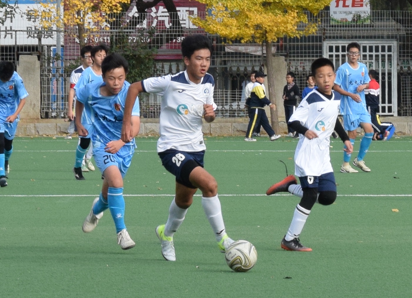 青少年足球初赛火热进行，基层基础持续夯实的简单介绍