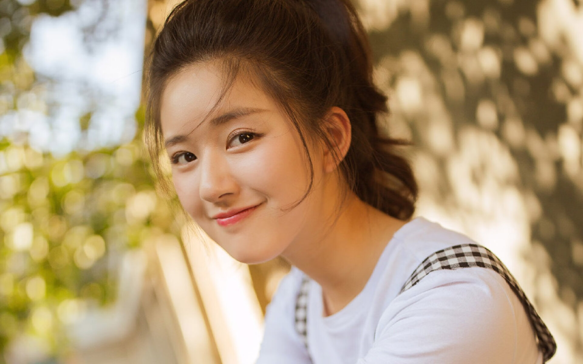 切尔西女足参加慈善比赛公益活动，切尔西女足队员名单