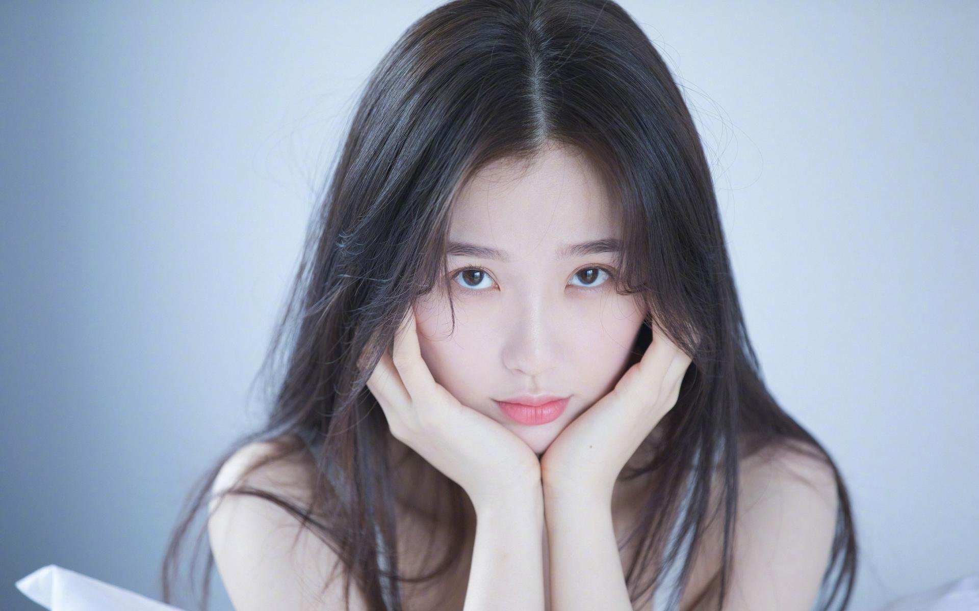 拉齐奥强化右路通道形成配合支点