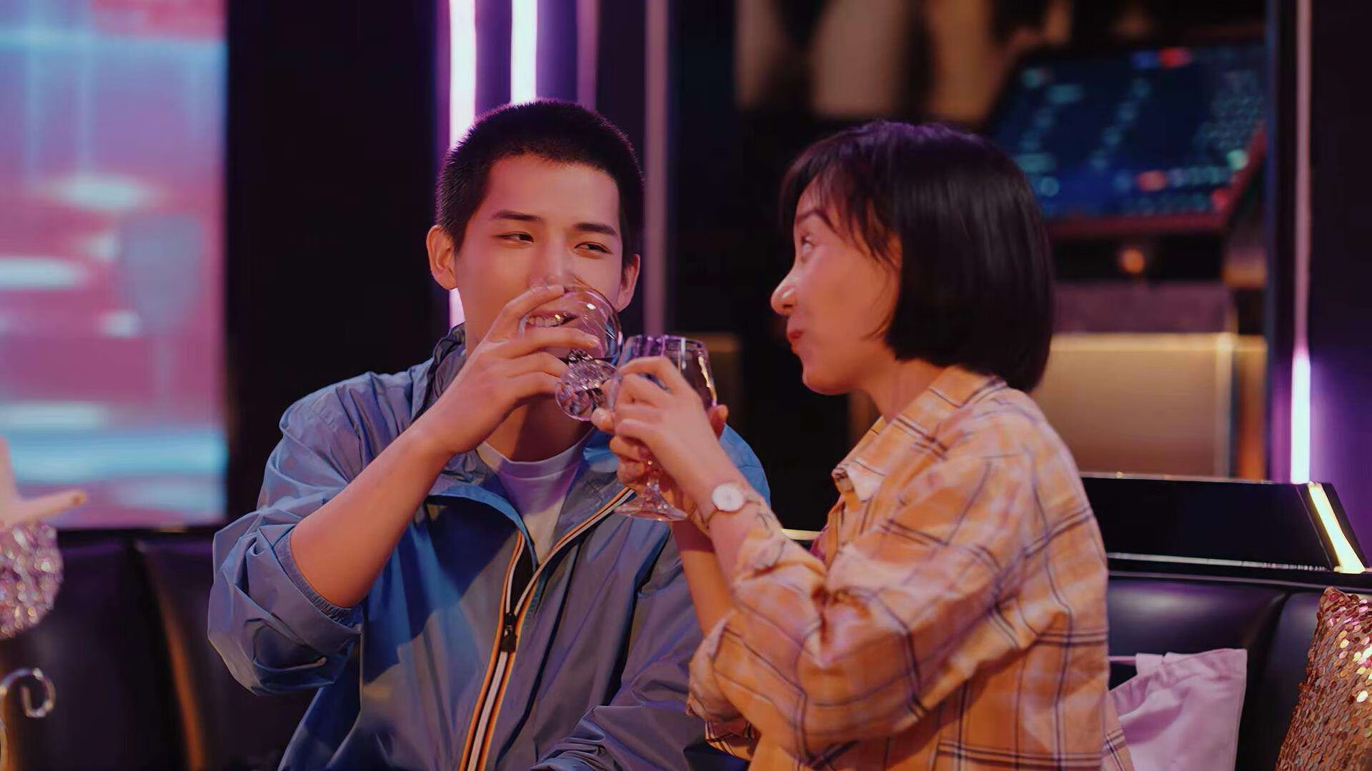 女子联赛打造球员故事短片增强运动员传播力，女子球队霸气名字大全